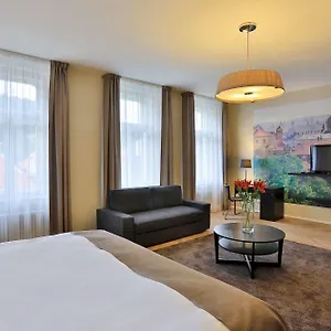 Apartahotel &